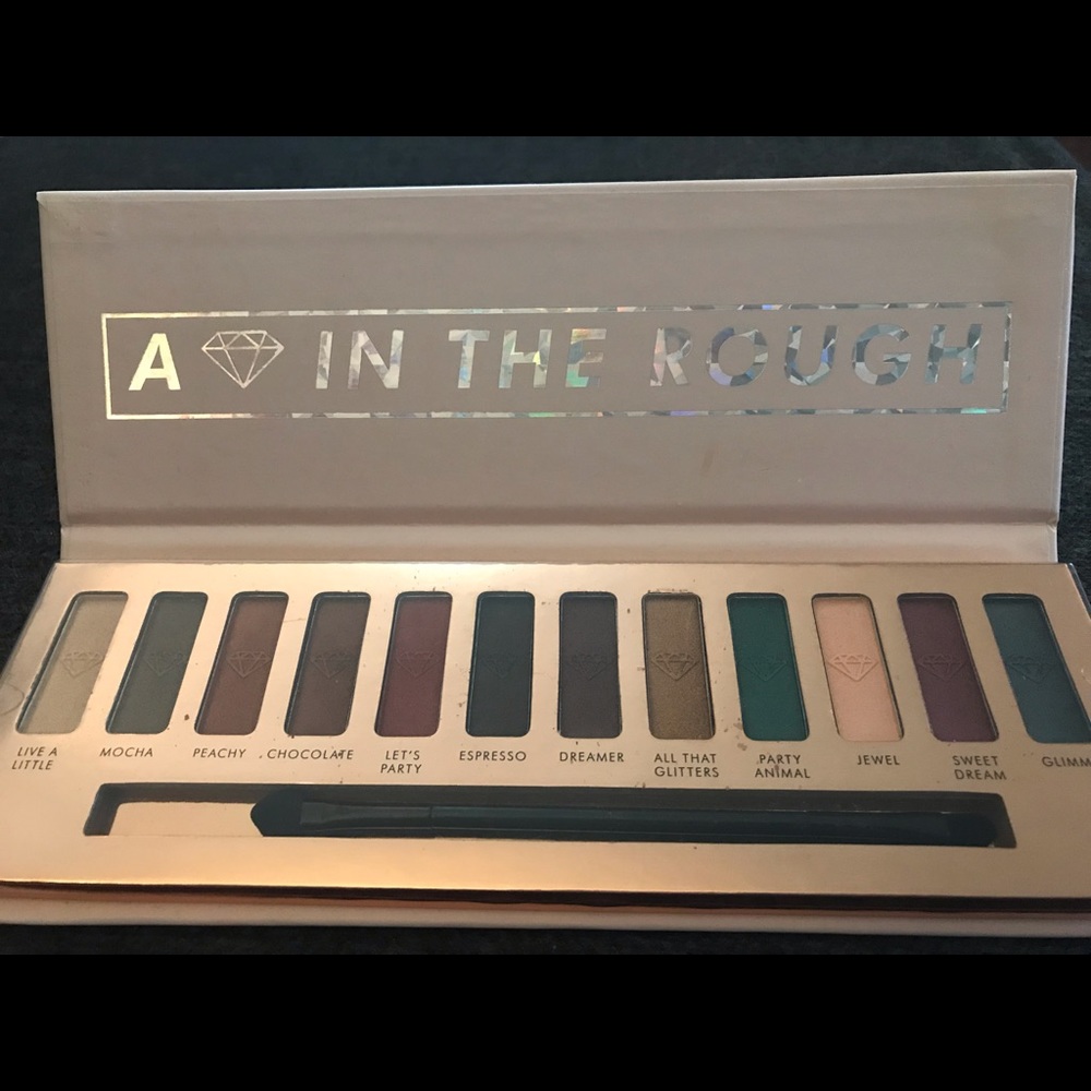 You’re a gem eyeshadow palette - Picture 3 of 4